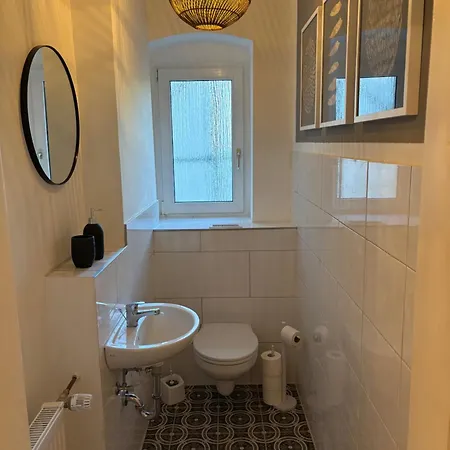 Apartmán Elster 2, 1 Og, Neues Mit 4 Schlafzimmern Und Balkon, Separates Wc, Im Zentrum Von
